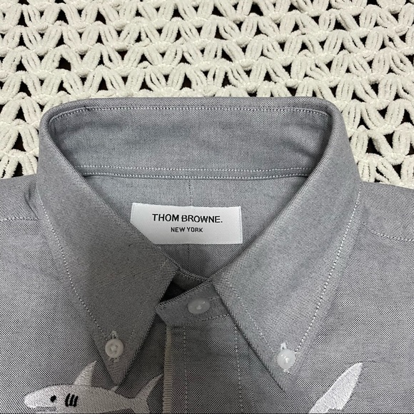 Thom Browne Shirt - Picture 3 of 11